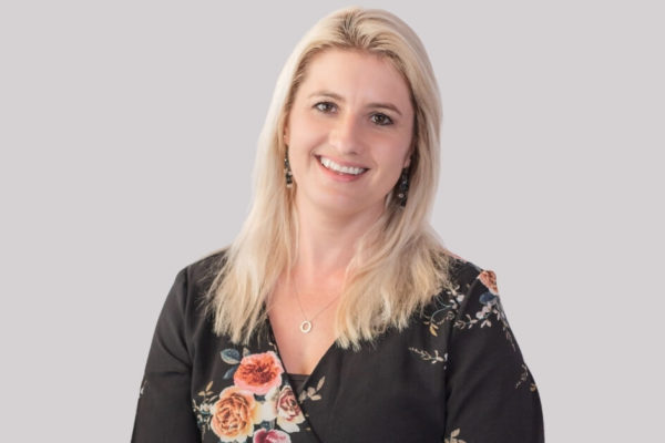 Dr Derine Louw